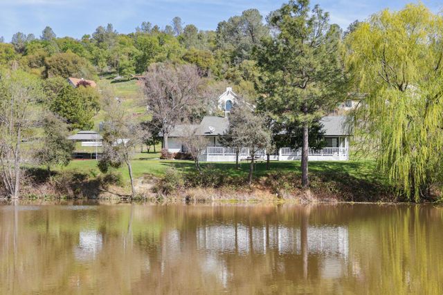 2767 Shilo Dr, Placerville, CA 95667
