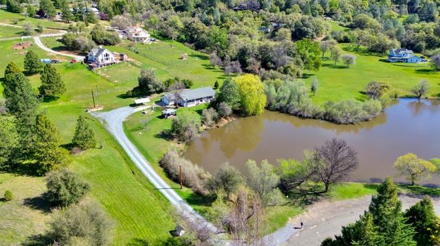 2767 Shilo Dr, Placerville, CA 95667