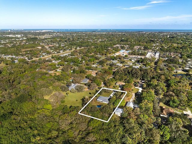 2801 Grove Drive, Fort Pierce, FL 34981