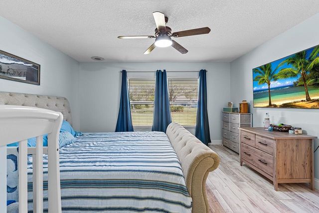 2801 Grove Drive, Fort Pierce, FL 34981