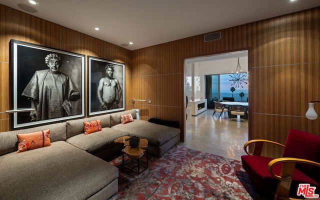 9240 Swallow Drive, Los Angeles, CA 90069