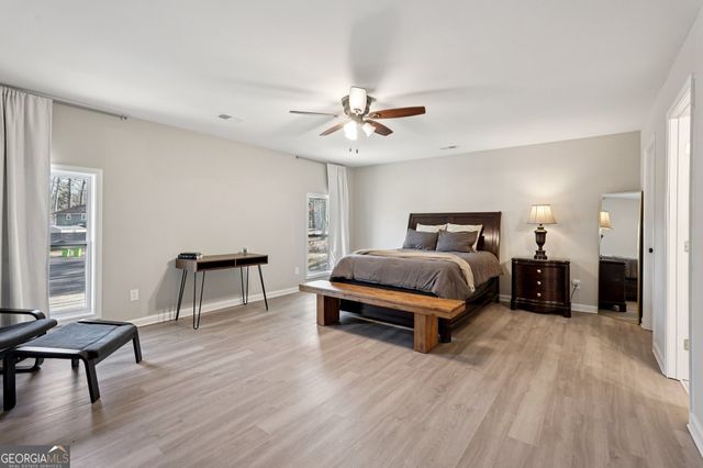 1961 Oak Leaf Court SW, Marietta, GA 30008