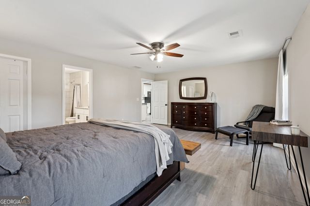 1961 Oak Leaf Court SW, Marietta, GA 30008