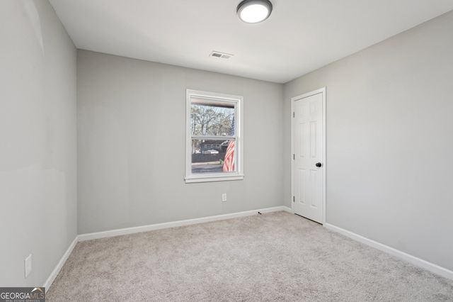 1961 Oak Leaf Court SW, Marietta, GA 30008