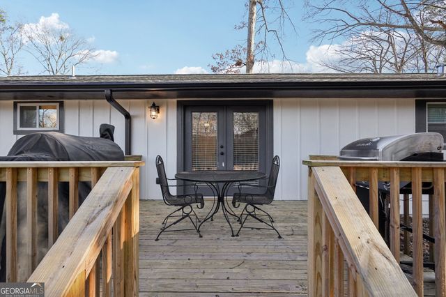 1961 Oak Leaf Court SW, Marietta, GA 30008