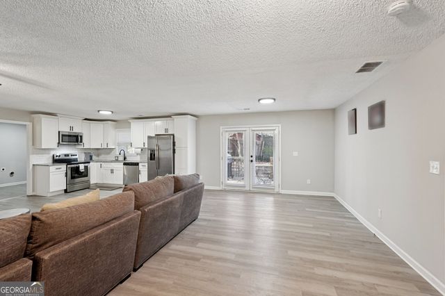 1961 Oak Leaf Court SW, Marietta, GA 30008