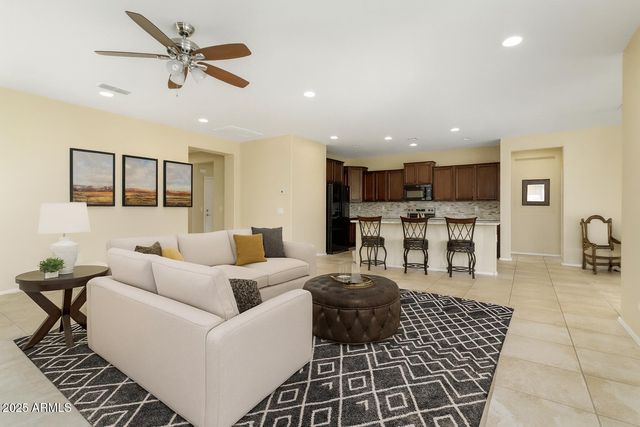 26456 W CAT BALUE Drive, Buckeye, AZ 85396