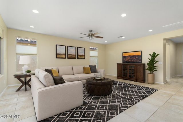 26456 W CAT BALUE Drive, Buckeye, AZ 85396