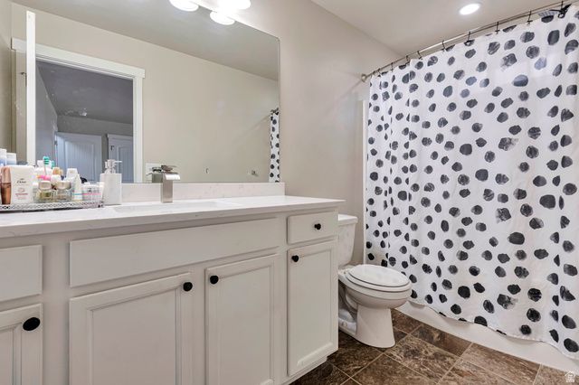 5209 W COURTLY LN, Herriman, UT 84096