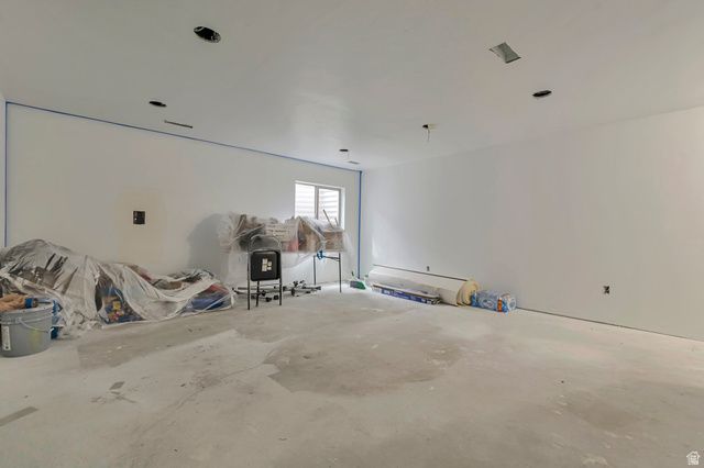 5209 W COURTLY LN, Herriman, UT 84096