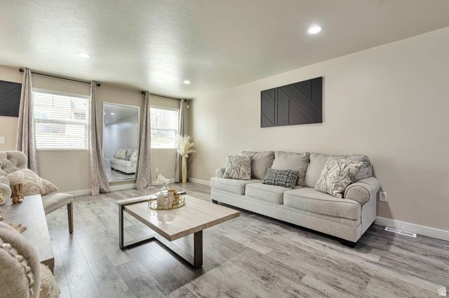 5209 W COURTLY LN, Herriman, UT 84096