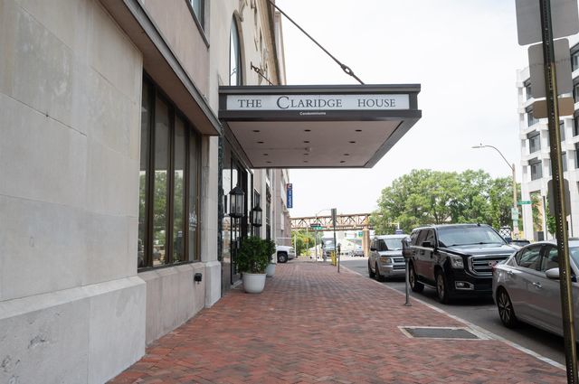 109 N Main St Apt 613, Memphis, TN 38103