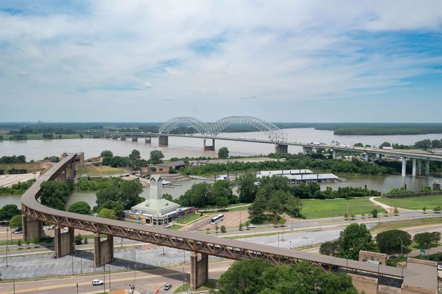 109 N Main St Apt 613, Memphis, TN 38103