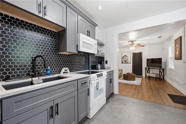 1475 Elizabeth Lane, Atlanta, GA 30344