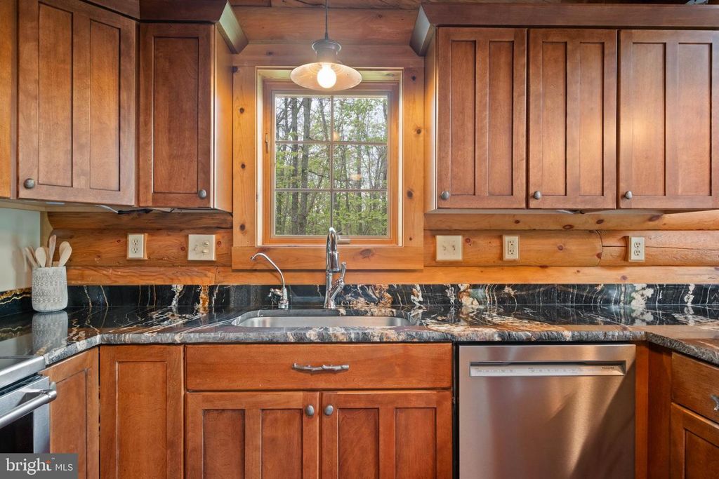 Image 10 of property listing at 125 RUTA LN, Swanton, MD 21561