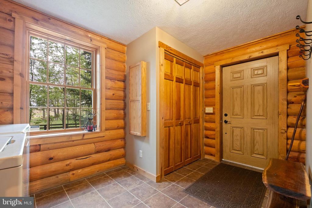 Image 23 of property listing at 125 RUTA LN, Swanton, MD 21561