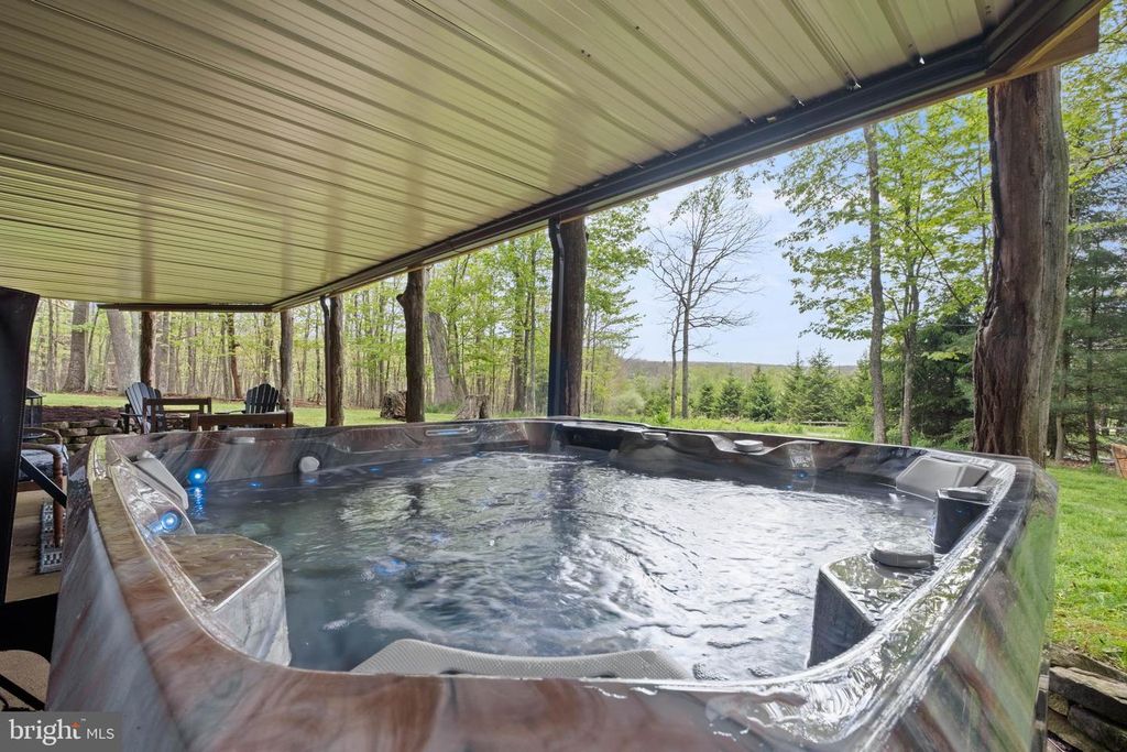 Image 61 of property listing at 125 RUTA LN, Swanton, MD 21561