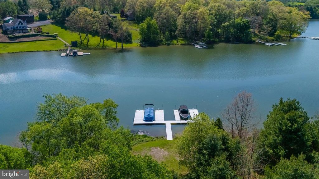 Image 73 of property listing at 125 RUTA LN, Swanton, MD 21561
