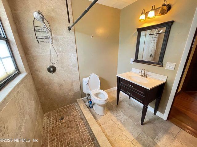 8263 CARAVELLE Drive, Jacksonville, FL 32244