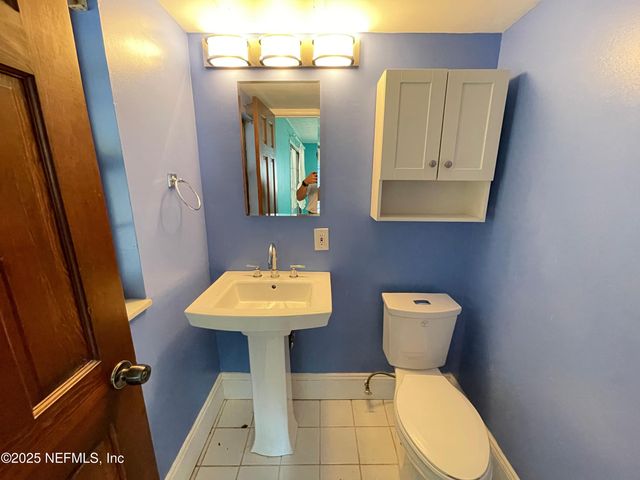 8263 CARAVELLE Drive, Jacksonville, FL 32244