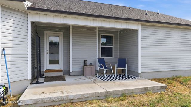 252 Earnest Way, Kenly, NC 27542