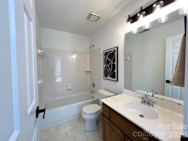 6501 Outer Bridge Lane, Charlotte, NC 28270