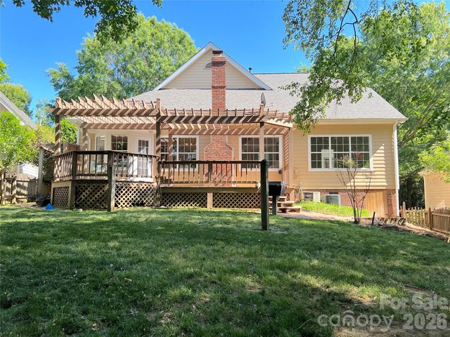 6501 Outer Bridge Lane, Charlotte, NC 28270