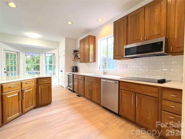 6501 Outer Bridge Lane, Charlotte, NC 28270