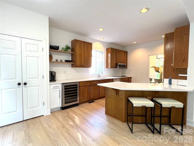 6501 Outer Bridge Lane, Charlotte, NC 28270