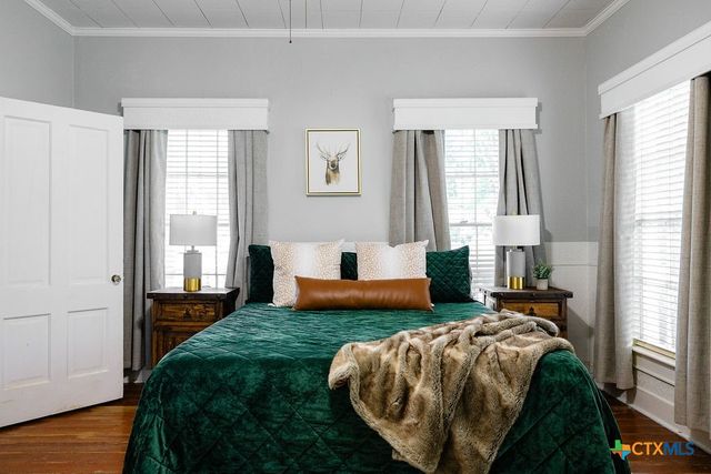 509 Hanover Street, Edna, TX 77957