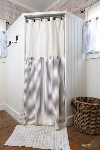 509 Hanover Street, Edna, TX 77957