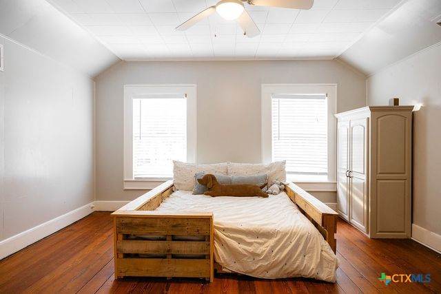 509 Hanover Street, Edna, TX 77957