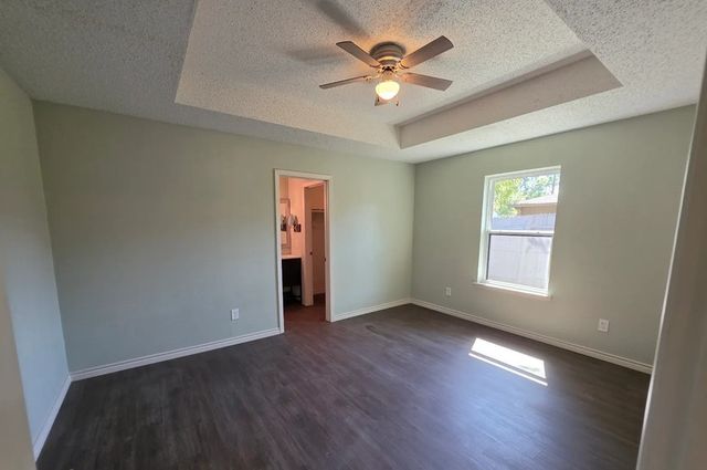 421 Allencrest Drive, White Settlement, TX 76108