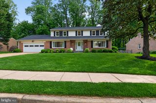 7303 YATES CT, Mclean, VA 22101