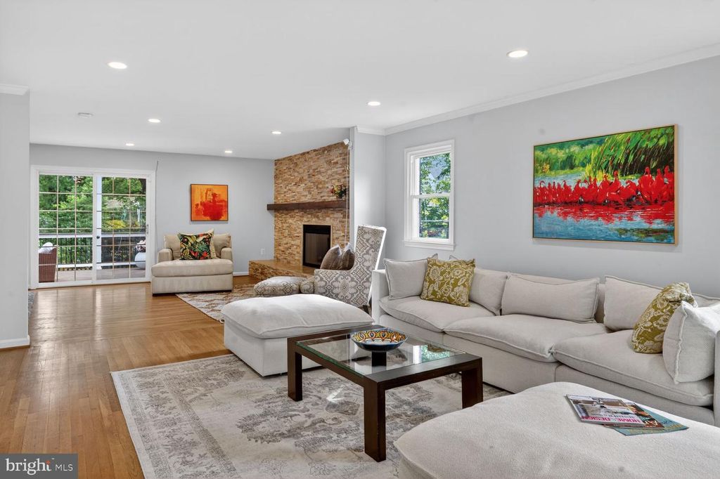 7303 YATES CT, Mclean, VA 22101