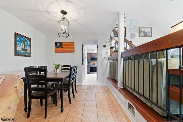 300 Gemini Dr 3C, Hillsborough Twp., NJ 08844