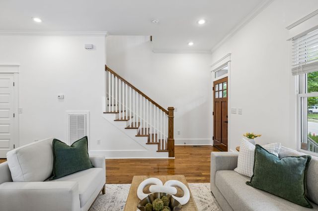 1212A Pennock Ave, Nashville, TN 37207