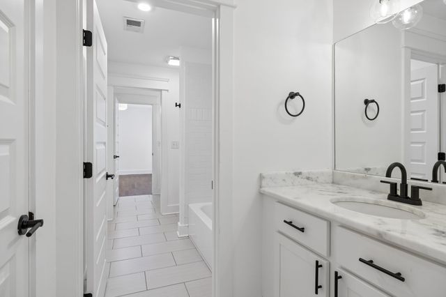 1212A Pennock Ave, Nashville, TN 37207