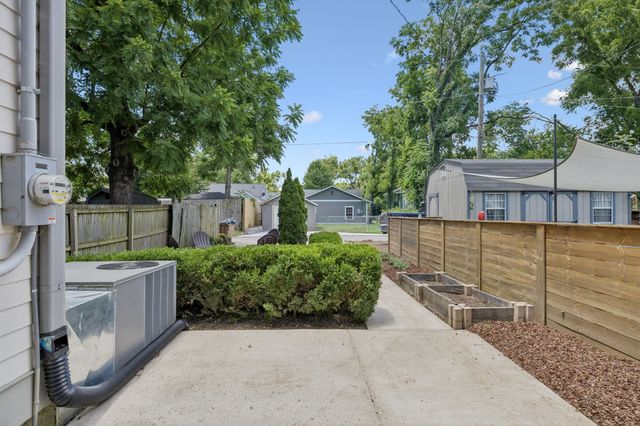 1212A Pennock Ave, Nashville, TN 37207