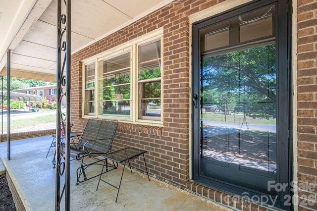 636 Poplar Drive, Shelby, NC 28152