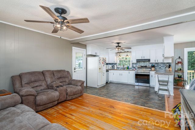 636 Poplar Drive, Shelby, NC 28152