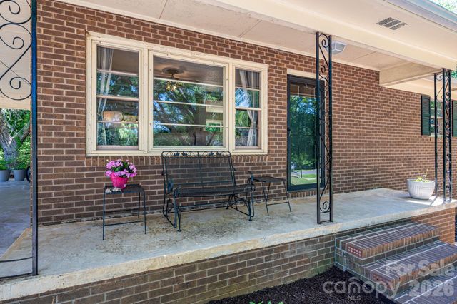 636 Poplar Drive, Shelby, NC 28152