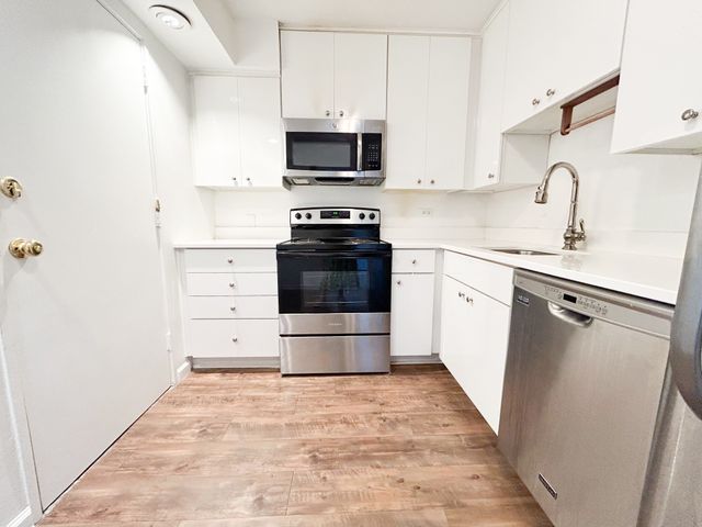 3415 West End Ave Apt 911, Nashville, TN 37203