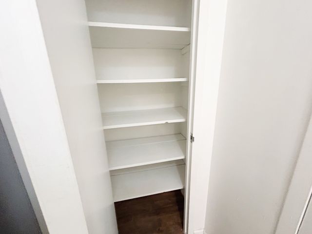3415 West End Ave Apt 911, Nashville, TN 37203