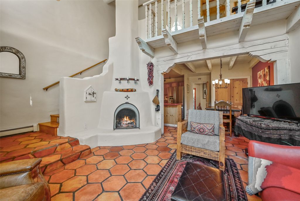624 Galisteo Street 28, Santa Fe, NM 87505