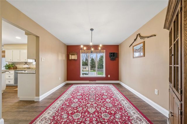 807 Cochran Drive, Hempfield Twp, PA 15601