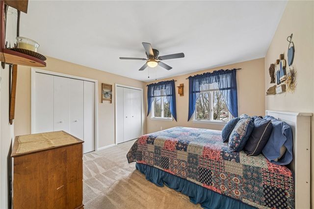 807 Cochran Drive, Hempfield Twp, PA 15601