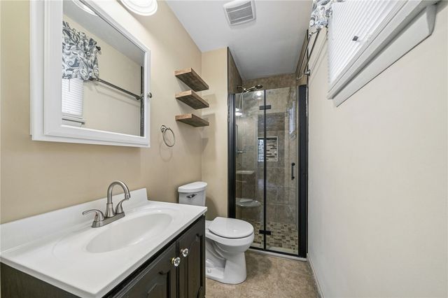 807 Cochran Drive, Hempfield Twp, PA 15601