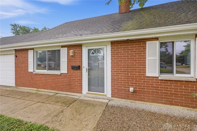 2013 Connecticut Drive, Xenia, OH 45385