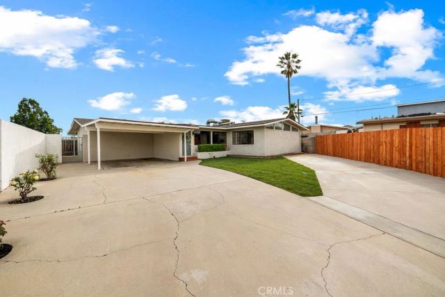249 W Alru, Rialto, CA 92376